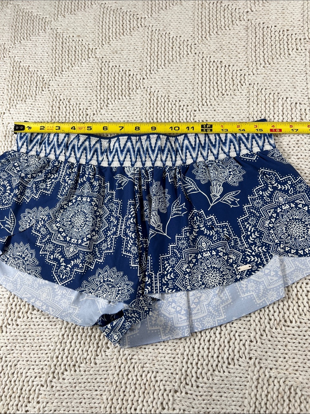 Rip Curl Floral Stretch Workout Running Active Booty Shorts - Picture 11 of 14